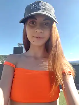 Valentcouple online show from 12-25-24, 08:28