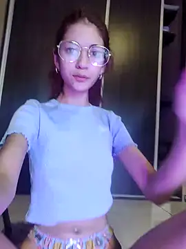 Valentcouple online show from 01-15-25, 05:58