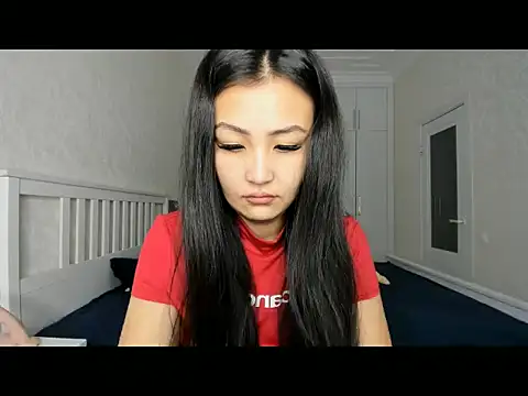 Missykitty01 online show from 09-23-25, 12:02