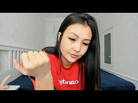 Missykitty01 online show from 10-04-25, 07:06