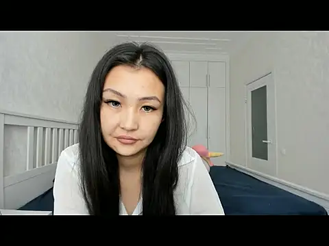 Missykitty01 online show from 10-06-25, 05:49