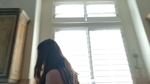 Snapshot of 18petitewhitegirl chatting on 12-06-24, 09:13 18petitewhitegirl online show from 12-06-24, 09:13