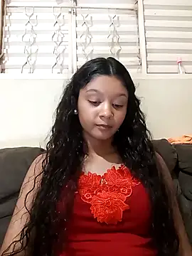 Snapshot of heleny901 chatting on 02-12-25, 10:04 heleny901 online show from 02-12-25, 10:04