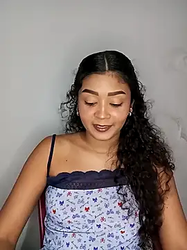 Snapshot of heleny901 chatting on 11-08-25, 10:08 heleny901 online show from 11-08-25, 10:08