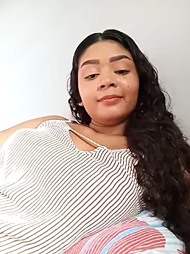 heleny901 online show from 12-20-25, 08:16