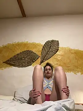 Snapshot of Littlelolo60 chatting on 12-27-24, 12:07 Littlelolo60 online show from 12-27-24, 12:07