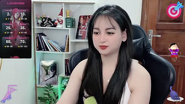 Snapshot of _Nana_20 chatting on 02-25-25, 07:14 Nana 20 online show from 02-25-25, 07:14