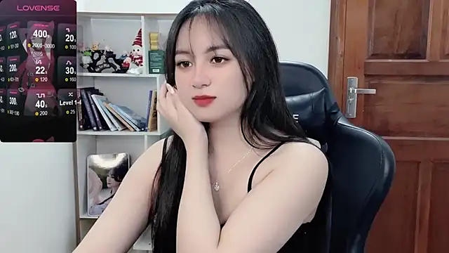 Snapshot of _Nana_20 chatting on 02-28-25, 01:58 Nana 20 online show from 02-28-25, 01:58