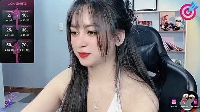 Snapshot of _Nana_20 chatting on 03-19-25, 08:32 Nana 20 online show from 03-19-25, 08:32