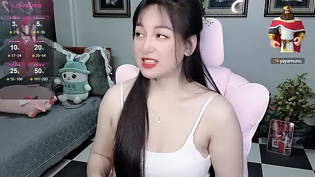 Snapshot of _Nana_20 chatting on 09-14-25, 05:23 Nana 20 online show from 09-14-25, 05:23