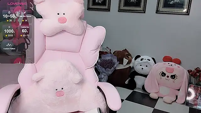 Snapshot of _Nana_20 chatting on 10-05-25, 04:44 Nana 20 online show from 10-05-25, 04:44