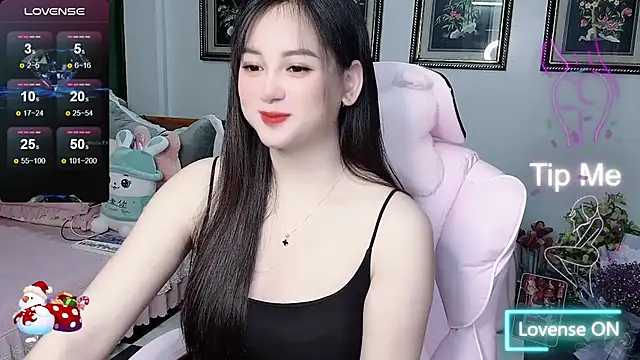 Snapshot of _Nana_20 chatting on 10-21-25, 09:48 Nana 20 online show from 10-21-25, 09:48