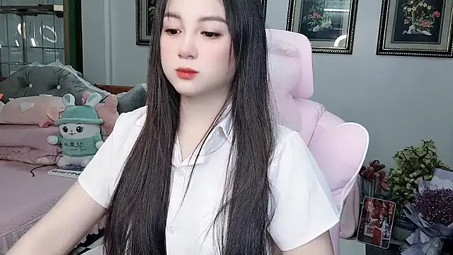 Snapshot of _Nana_20 chatting on 10-22-25, 01:44 Nana 20 online show from 10-22-25, 01:44