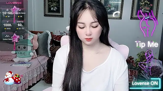 Snapshot of _Nana_20 chatting on 10-30-25, 04:03 Nana 20 online show from 10-30-25, 04:03