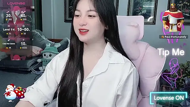 Snapshot of _Nana_20 chatting on 11-15-25, 04:32 Nana 20 online show from 11-15-25, 04:32