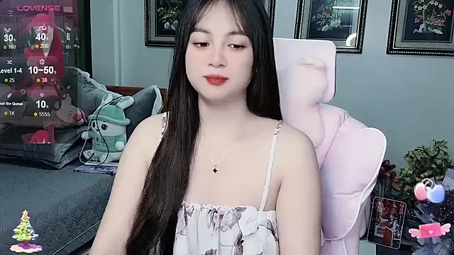 Snapshot of _Nana_20 chatting on 11-18-25, 03:27 Nana 20 online show from 11-18-25, 03:27