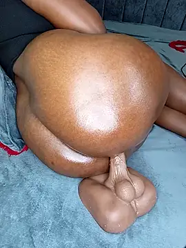 sweettnadia online show from 09-11-25, 09:04