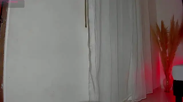 Scarlett 811 online show from 12-20-25, 08:16