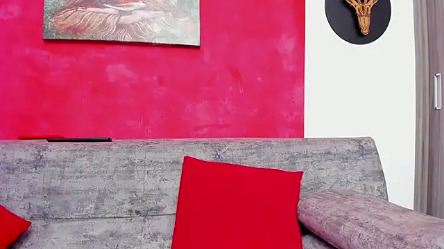 Snapshot of MikeEstevess chatting on 12-15-24, 06:48 MikeEstevess online show from 12-15-24, 06:48