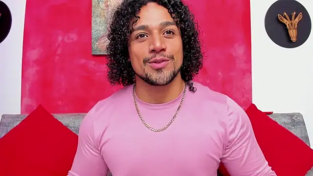 Snapshot of MikeEstevess chatting on 01-05-25, 01:24 MikeEstevess online show from 01-05-25, 01:24