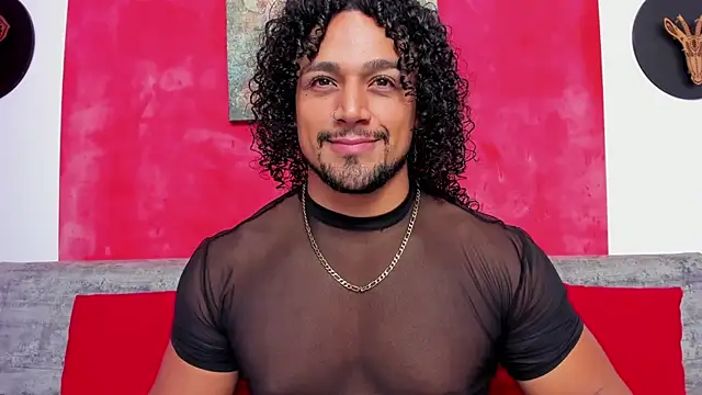 Snapshot of MikeEstevess chatting on 01-08-25, 02:25 MikeEstevess online show from 01-08-25, 02:25