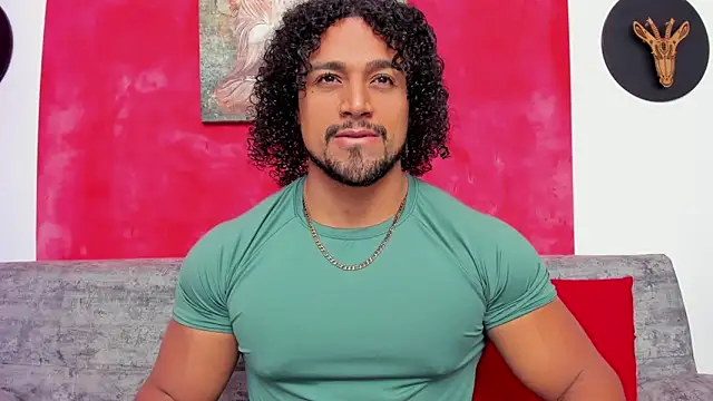 Snapshot of MikeEstevess chatting on 01-15-25, 12:25 MikeEstevess online show from 01-15-25, 12:25