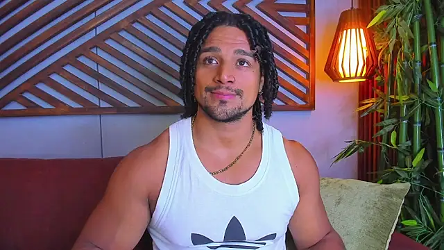 Snapshot of MikeEstevess chatting on 01-25-25, 06:34 MikeEstevess online show from 01-25-25, 06:34