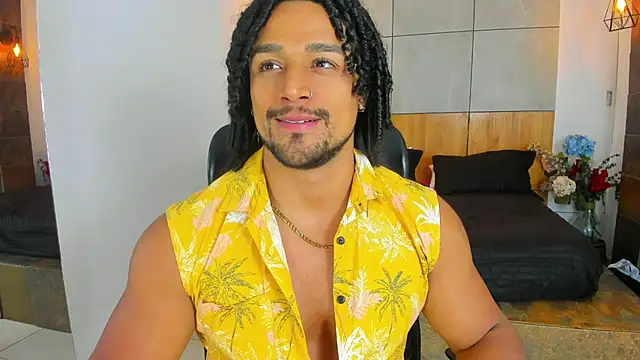 Snapshot of MikeEstevess chatting on 01-31-25, 12:29 MikeEstevess online show from 01-31-25, 12:29