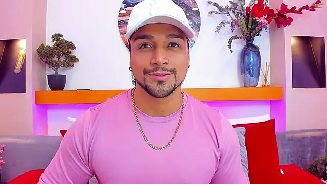 Snapshot of MikeEstevess chatting on 02-20-25, 05:01 MikeEstevess online show from 02-20-25, 05:01