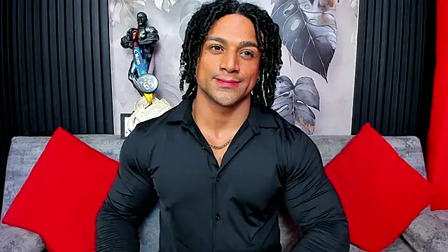 Snapshot of MikeEstevess chatting on 09-20-25, 02:12 MikeEstevess online show from 09-20-25, 02:12