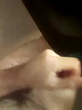 Snapshot of hungandnerdy420 chatting on 10-01-25, 10:05 hungandnerdy420 online show from 10-01-25, 10:05