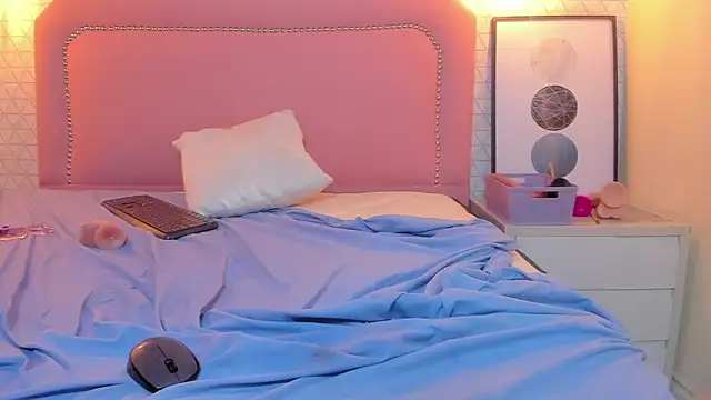 Kittytimberlake online show from 02-28-25, 02:42