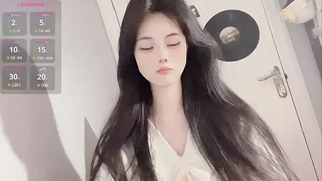 Qedgjwyz1 online show from 02-20-25, 01:19