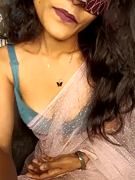 REVA DARLING online show from 01-26-25, 02:19