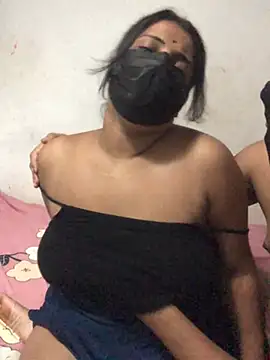 Snapshot of NOORA-GIRL chatting on 01-09-25, 11:13 NOORA-GIRL online show from 01-09-25, 11:13