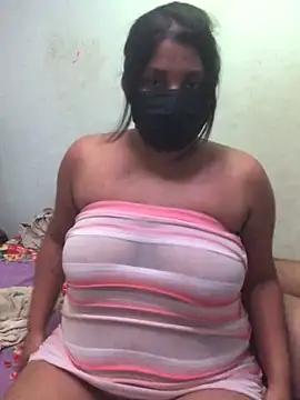 Snapshot of NOORA-GIRL chatting on 03-10-25, 11:42 NOORA-GIRL online show from 03-10-25, 11:42