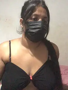 Snapshot of NOORA-GIRL chatting on 03-22-25, 03:20 NOORA-GIRL online show from 03-22-25, 03:20