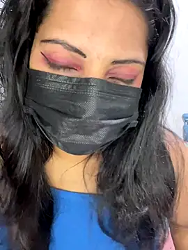 Snapshot of NOORA-GIRL chatting on 11-30-25, 11:31 NOORA-GIRL online show from 11-30-25, 11:31