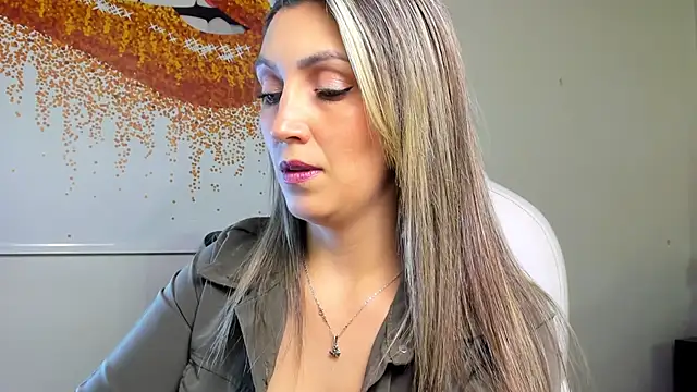 Snapshot of anny_sweet72 chatting on 02-11-25, 12:58 anny sweet72 online show from 02-11-25, 12:58