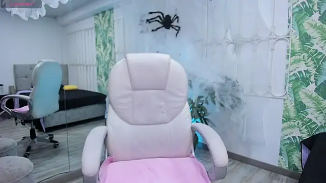 Snapshot of anny_sweet72 chatting on 10-02-25, 12:34 anny sweet72 online show from 10-02-25, 12:34