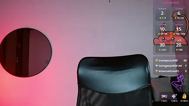 Snapshot of LilithMadness chatting on 01-14-25, 10:06 LilithMadness online show from 01-14-25, 10:06