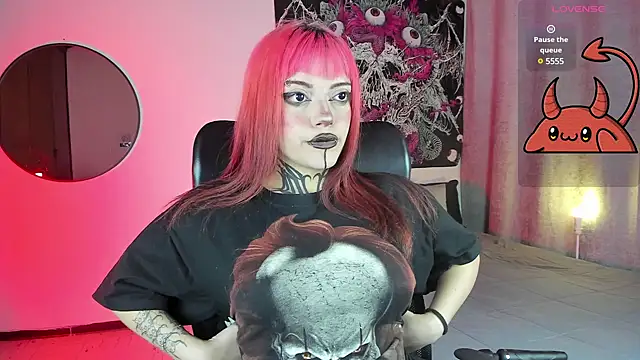 Snapshot of LilithMadness chatting on 02-22-25, 03:56 LilithMadness online show from 02-22-25, 03:56