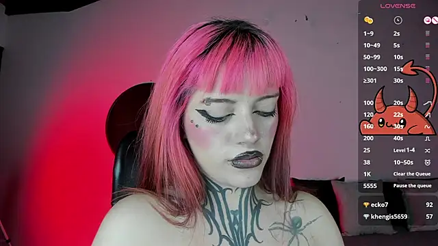 Snapshot of LilithMadness chatting on 03-09-25, 06:39 LilithMadness online show from 03-09-25, 06:39