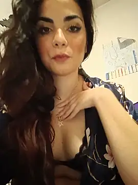 Saturnia Yvonne online show from 12-06-24, 05:33