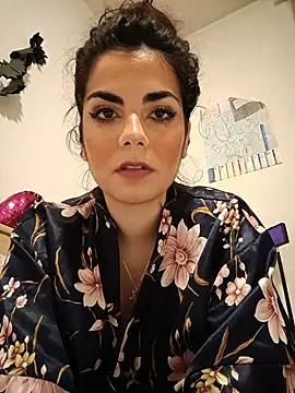 Saturnia Yvonne online show from 12-06-24, 11:57