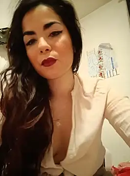 Saturnia Yvonne online show from 02-27-25, 06:42