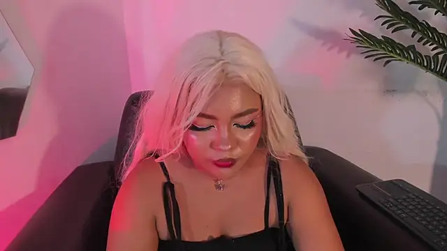 cherry chel online show from 01-30-25, 07:18