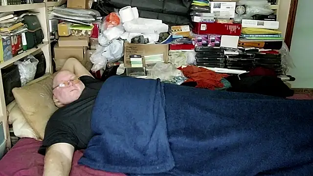 hadeszeuss2 online show from 01-18-25, 06:10