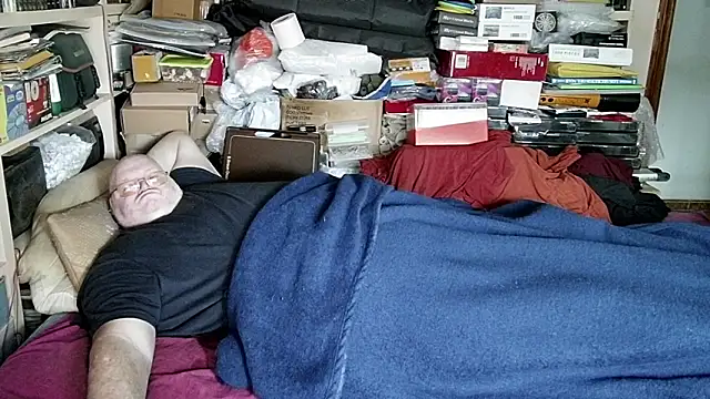 hadeszeuss2 online show from 01-21-25, 02:48