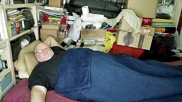 hadeszeuss2 online show from 02-03-25, 06:17